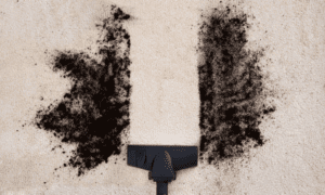 Can you use a vacuum cleaner for dust extraction