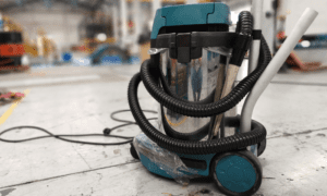 How to use a hydro vacuum cleaner