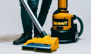DeWalt Vacuum Cleaner