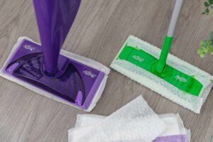 How to Use a Swiffer Mop