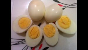 How to Make Hard Boiled Eggs in a Microwave Oven
